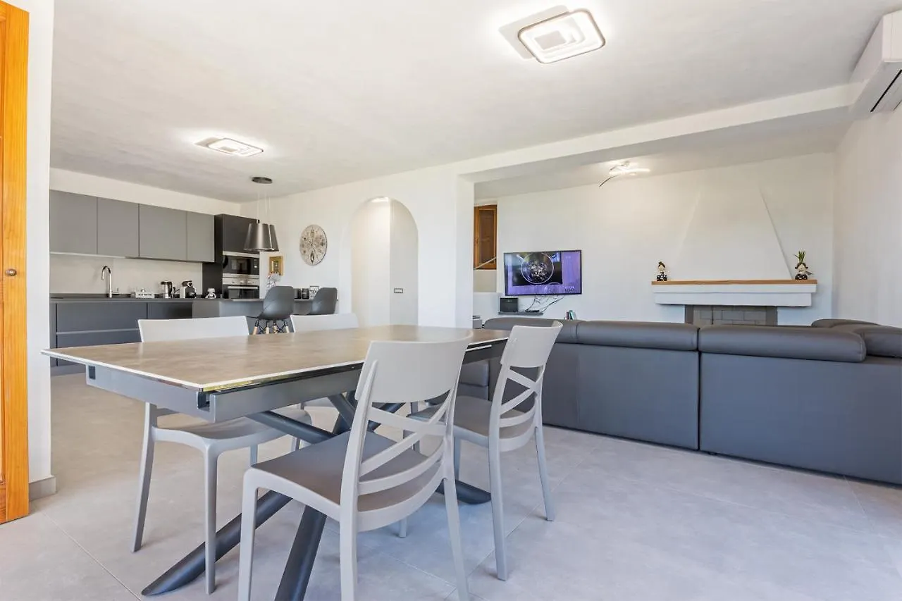 Villa Perla Marina Tertenia 0*,